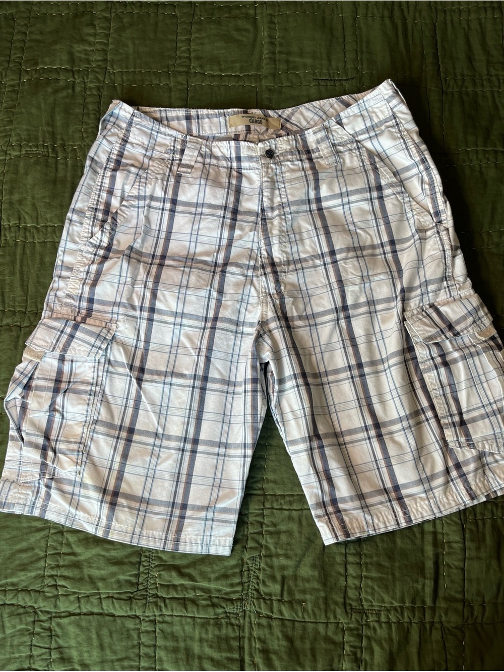 Wrangler Cargo Plaid Shorts-Size 33